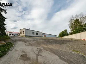Pronájem skladu, Buřenice, 1400 m2
