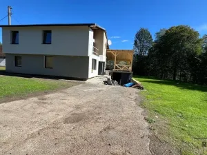 Prodej rodinného domu, Hrádek, 197 m2