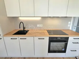 Pronájem bytu 2+kk, Praha - Hlubočepy, Fabiánové, 42 m2