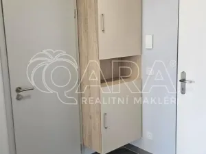 Pronájem bytu 2+kk, Praha - Hlubočepy, Fabiánové, 42 m2