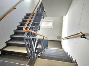 Pronájem bytu 2+kk, Praha - Hlubočepy, Fabiánové, 42 m2