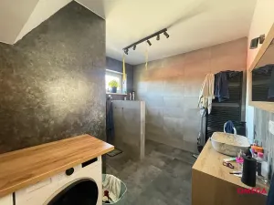 Prodej rodinného domu, Vodochody, 200 m2
