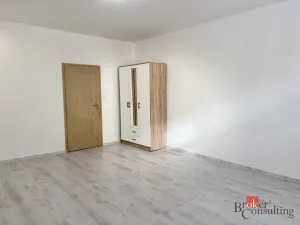 Pronájem bytu 1+1, Opava - Předměstí, Na Nivě, 37 m2