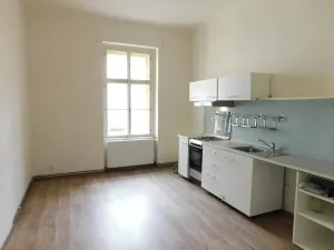 Pronájem bytu 2+1, Praha - Bubeneč, Čechova, 74 m2