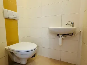 Pronájem bytu 3+kk, Praha - Karlín, Křižíkova, 73 m2