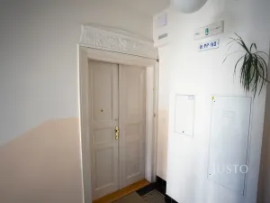 Pronájem bytu 2+1, Praha - Žižkov, Škroupovo náměstí, 78 m2