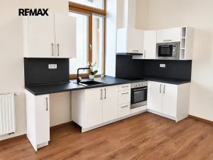 Pronájem bytu 2+kk, Slaný, Tomanova, 51 m2