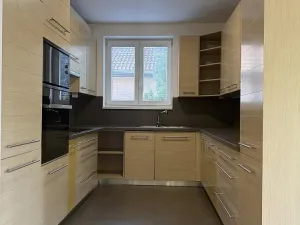 Pronájem rodinného domu, Syrovice, 140 m2
