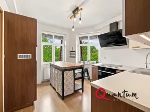 Prodej bytu 2+1, Praha - Dolní Počernice, K zámku, 65 m2