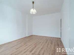 Prodej bytu 1+1, Brno, Družstevní, 37 m2