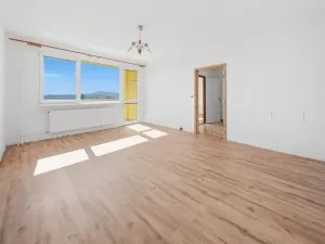 Prodej bytu 3+1, Česká Lípa, Vladimirská, 74 m2