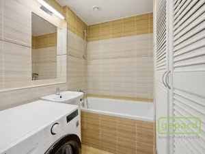 Prodej bytu 2+kk, Praha - Komořany, Za sídlištěm, 47 m2