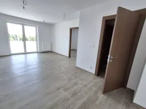 Pronájem bytu 2+kk, Teplice, Novoveská, 51 m2