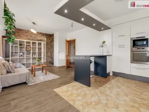 Prodej bytu 2+kk, Praha - Horní Měcholupy, Padovská, 65 m2