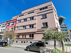 Pronájem bytu 2+1, Plzeň, Budilova, 64 m2