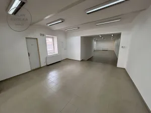 Pronájem obchodního prostoru, Tišnov, Brněnská, 139 m2