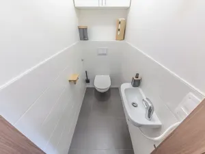 Prodej bytu 2+kk, Praha - Hostavice, U Hostavického potoka, 50 m2