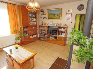 Prodej rodinného domu, Neratovice, 190 m2