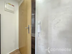 Pronájem bytu 2+kk, Praha - Smíchov, Na bělidle, 34 m2