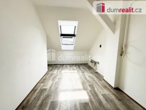 Pronájem bytu 1+1, Bystřany - Světice, Pražská, 48 m2