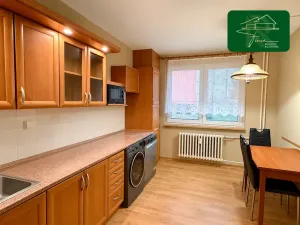 Prodej bytu 3+1, Česká Lípa, Kunratická, 75 m2