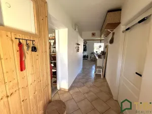 Prodej rodinného domu, Kozlany, 200 m2