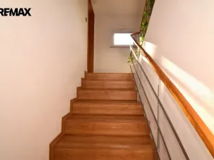Prodej rodinného domu, Oslov, 222 m2