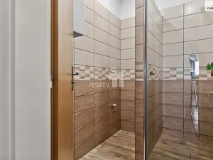 Pronájem bytu 2+kk, Jesenice, Sluneční, 58 m2