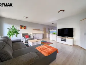 Prodej rodinného domu, Hradec Králové - Roudnička, Horní, 210 m2