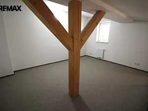 Pronájem bytu 2+kk, Chrastava, náměstí 1. máje, 71 m2