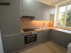 Pronájem bytu 2+kk, Chrastava, náměstí 1. máje, 71 m2