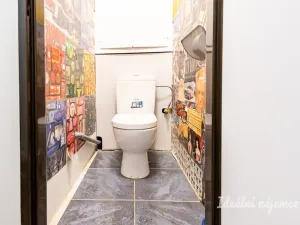 Pronájem bytu 1+kk, Praha - Prosek, Vysočanská, 36 m2