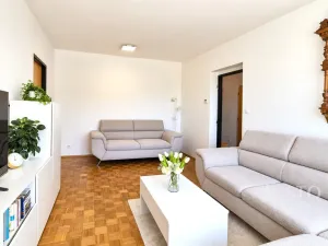 Prodej bytu 3+1, Písek - Budějovické Předměstí, Otakara Jeremiáše, 67 m2