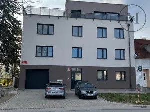 Pronájem bytu 2+kk, České Budějovice, A. Trägera, 57 m2