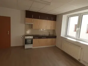 Pronájem bytu 2+kk, Měřín, Náměstí, 39 m2
