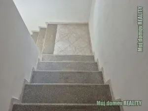 Pronájem obchodního prostoru, Žatec, Husitské náměstí, 300 m2