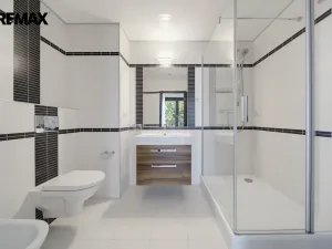 Prodej bytu 4+kk, Karlovy Vary, Libušina, 171 m2