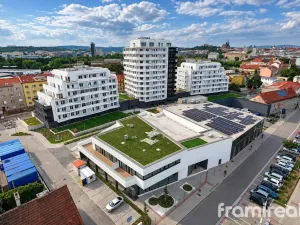 Pronájem bytu 1+kk, Brno, Komárovská, 38 m2