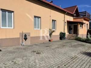 Pronájem bytu 2+1, Liberec, Hodkovická, 65 m2