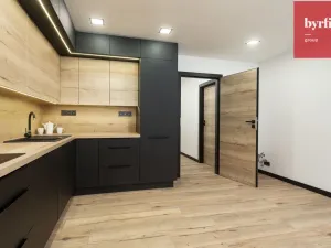Prodej bytu 3+kk, Opava, Kolářská, 84 m2
