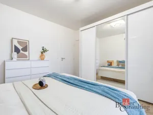 Pronájem bytu 2+kk, Pardubice - Zelené Předměstí, Boženy Vikové-Kunětické, 58 m2