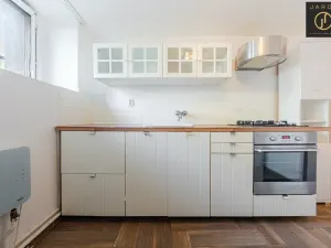 Prodej bytu 2+1, Unhošť, Komenského, 48 m2