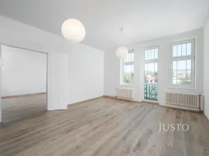 Pronájem bytu 2+1, Liberec, nám. Tržní, 68 m2