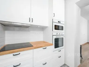 Pronájem bytu 2+1, Liberec, nám. Tržní, 68 m2