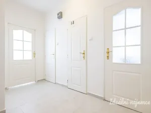 Pronájem bytu 2+1, Praha, Nad alejí, 52 m2