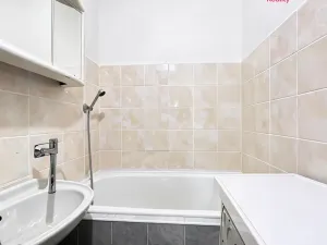 Prodej bytu 2+1, Rotava, Sídliště, 55 m2