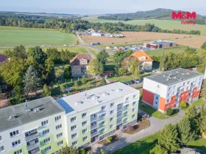 Pronájem bytu 3+1, Hrádek - Nová Huť, 1. máje, 67 m2