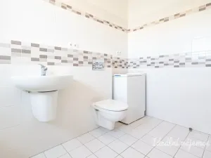 Pronájem bytu 2+kk, Praha - Modřany, Generála Šišky, 56 m2
