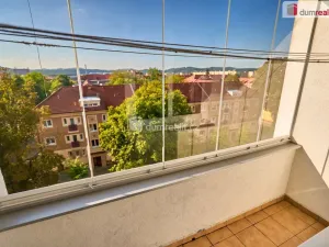 Prodej bytu 3+1, Ostrov, Májová, 69 m2