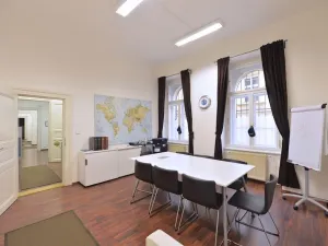 Pronájem kanceláře, Praha - Nové Město, Klimentská, 228 m2